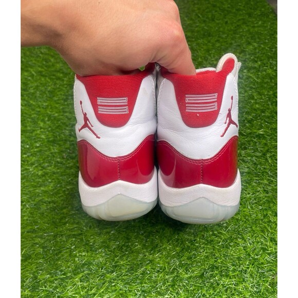 Air Jordan 11 Retro Cherry Size Kid's 7Y - Picture 6 of 7